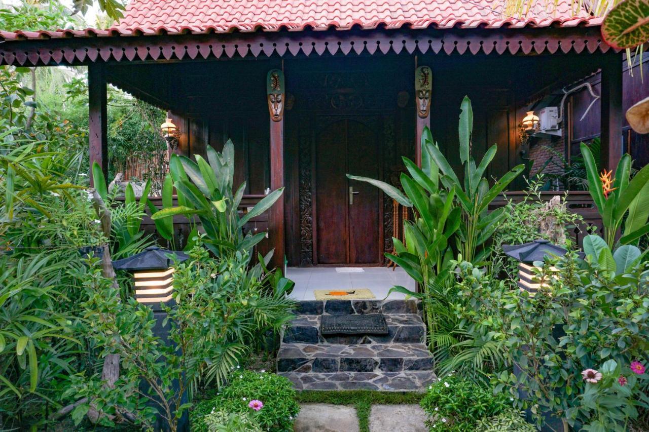 The Wisma Pulau Merah Pasanggaran 외부 사진